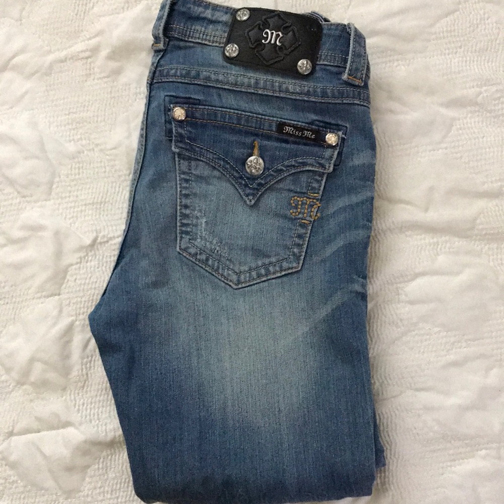 Miss Me Capri Size 27